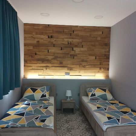 Podlovics Tanya Apartment Kemecse Bagian luar foto