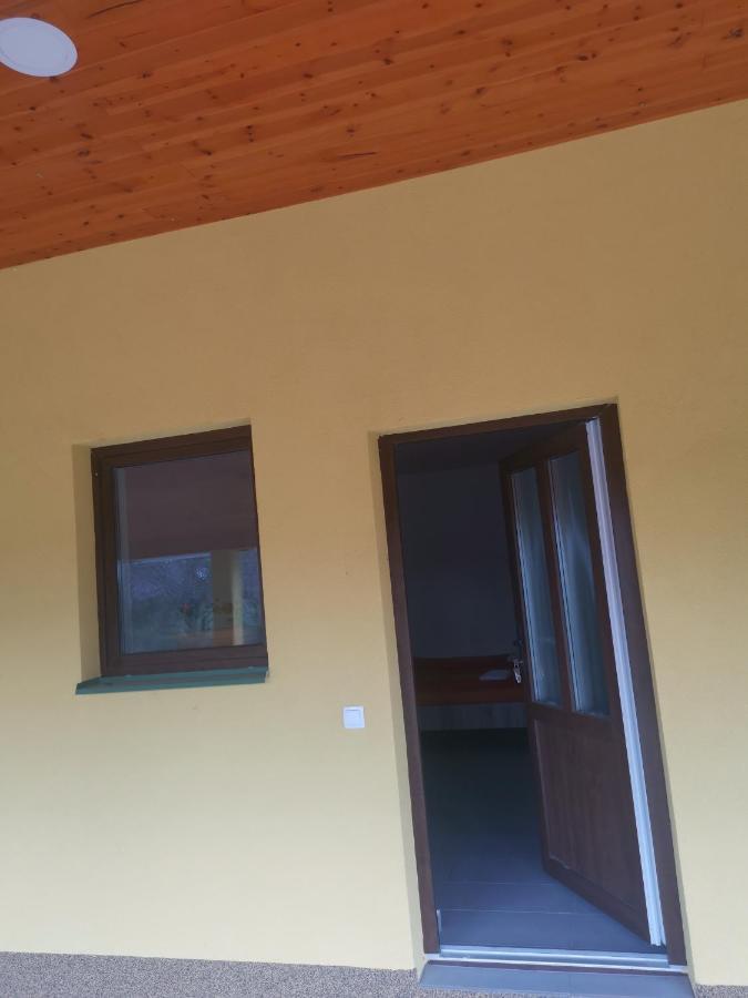 Podlovics Tanya Apartment Kemecse Bagian luar foto