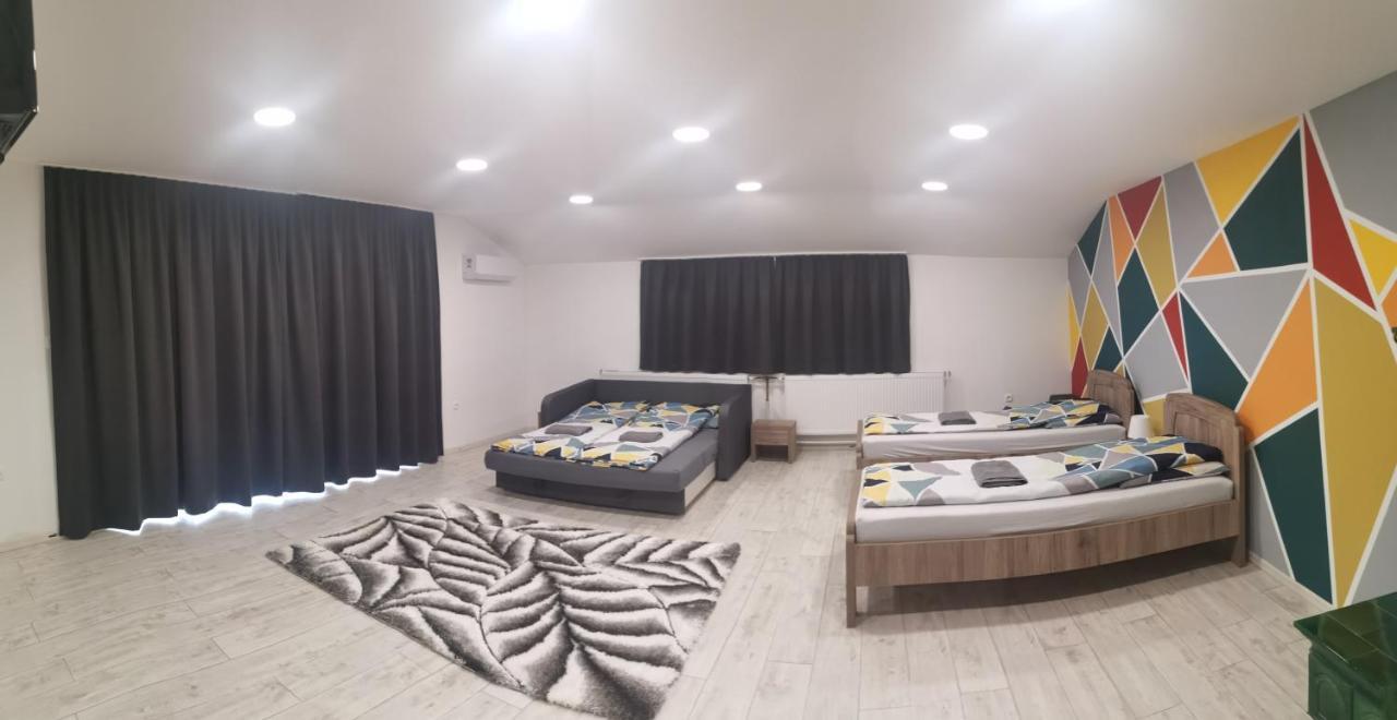 Podlovics Tanya Apartment Kemecse Bagian luar foto