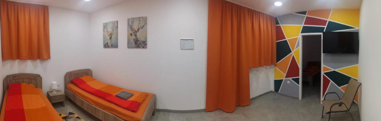 Podlovics Tanya Apartment Kemecse Bagian luar foto