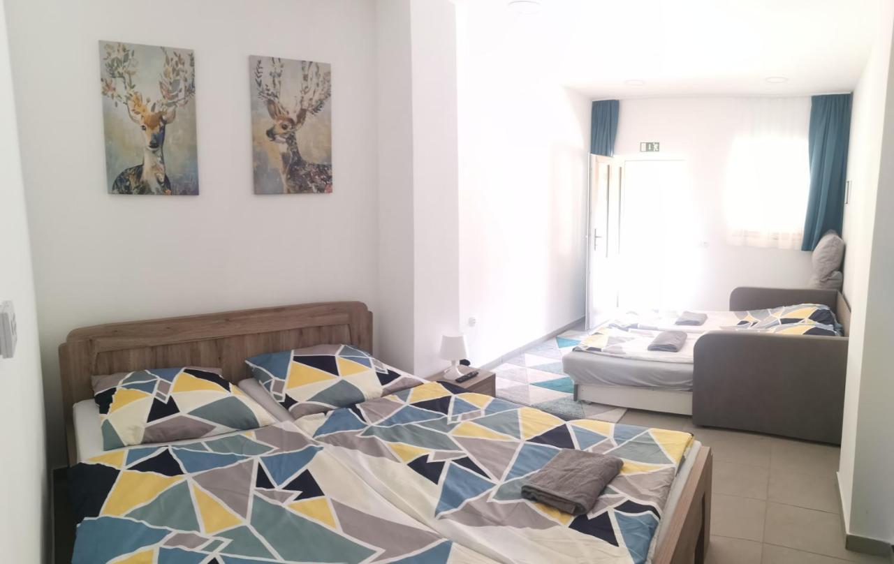 Podlovics Tanya Apartment Kemecse Bagian luar foto
